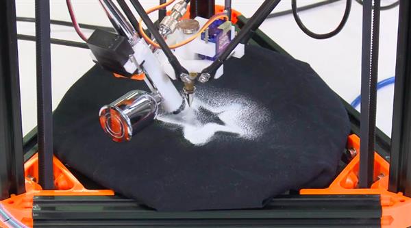 東京理工改進桌面3D打印機，用冰塊打印小型結(jié)構(gòu)和形狀